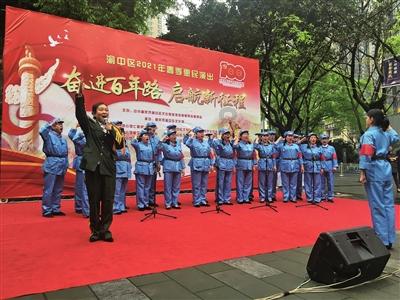 球鞋是怎么“助力”C罗梅西走上巅峰的？听起来魔幻，可就是现实